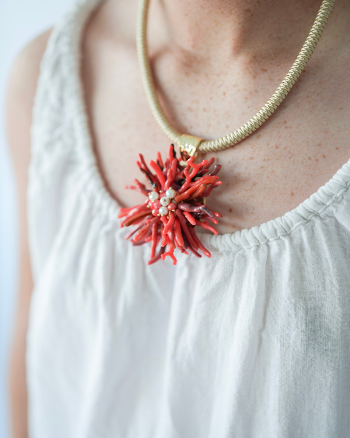 The Red Coral Flower Collar Necklace